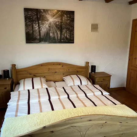Les Hirondelles